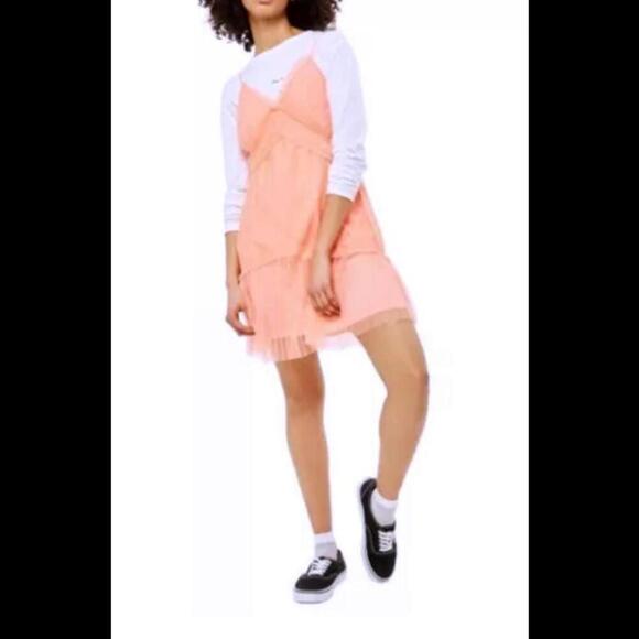 TOPSHOP Coral Pleated Dress Size 6 - Picture 2 of 10